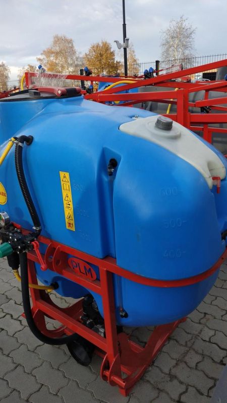 Обприскувач 600 л / 14 м на трактор навісний Polmark (Полмарк)