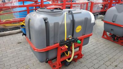 Обприскувач 600 л / 14 м на трактор навісний Polmark (Полмарк)