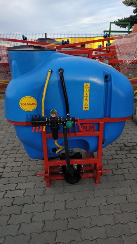 Обприскувач 600 л / 14 м на трактор навісний Polmark (Полмарк)