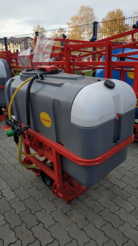 Обприскувач 600 л / 14 м на трактор навісний Polmark (Полмарк)