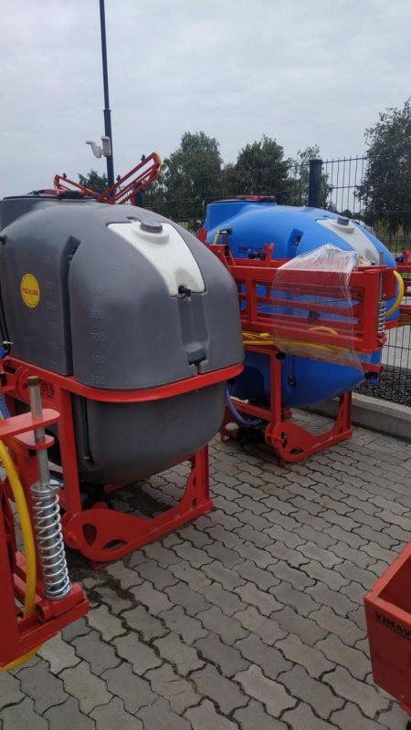 Обприскувач 1000 л / 14 м на трактор навісний Polmark (Полмарк)