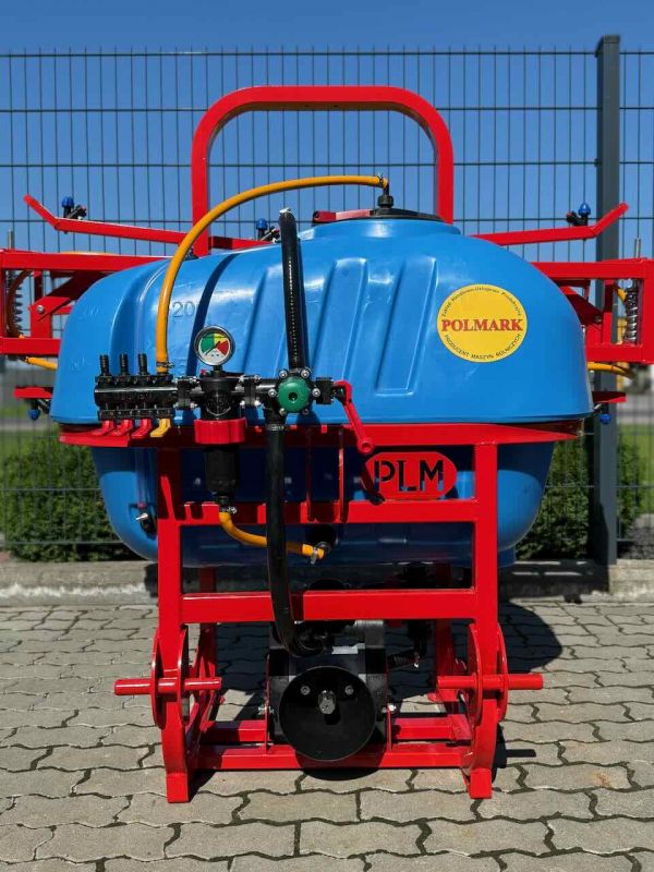 Обприскувач 200 л / 8 м на трактор навісний Polmark (Полмар)