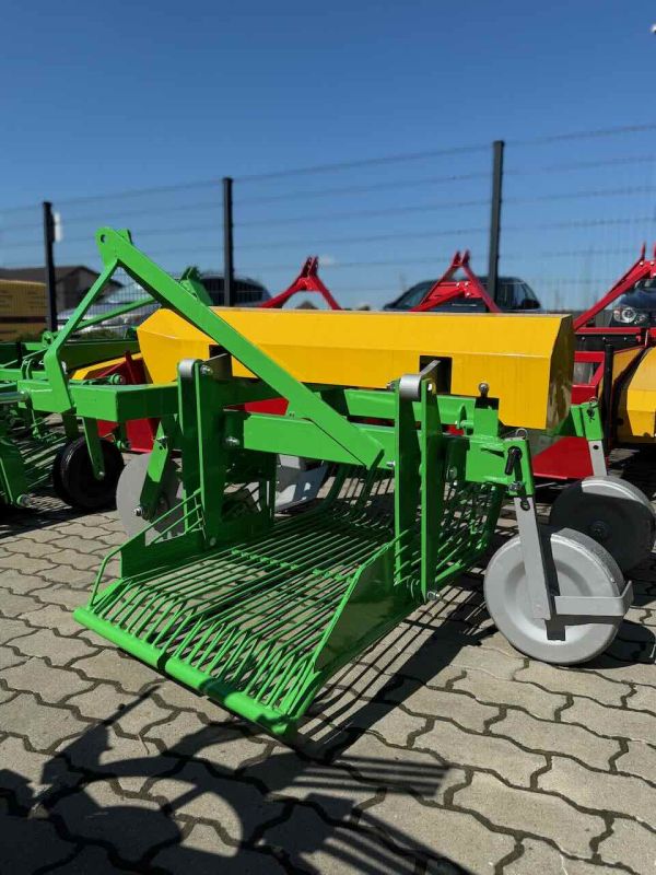 Картоплекопалка вібраційна однорядна  Bomet Z655