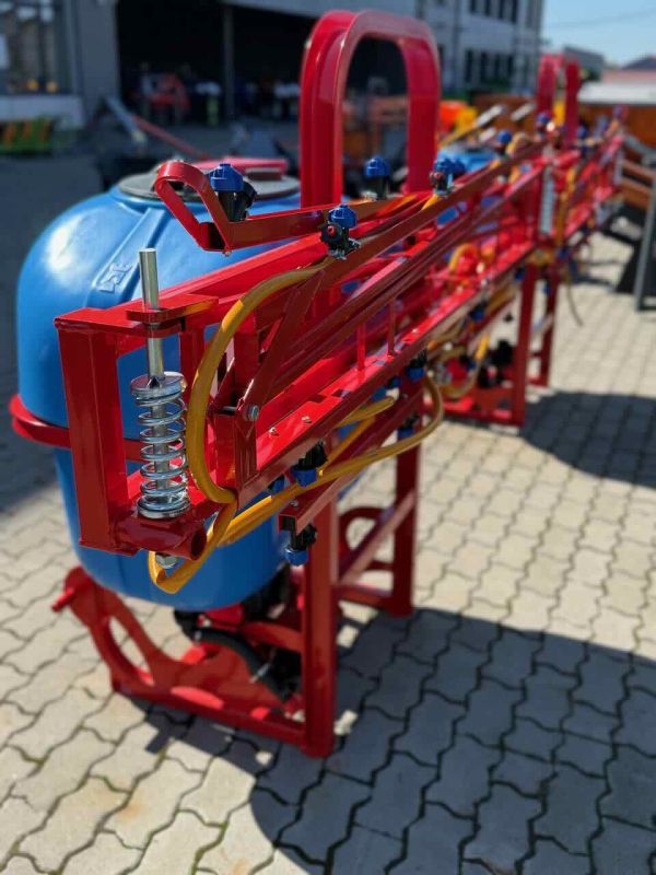 Обприскувач на трактор навісний (300 л / 10 м)