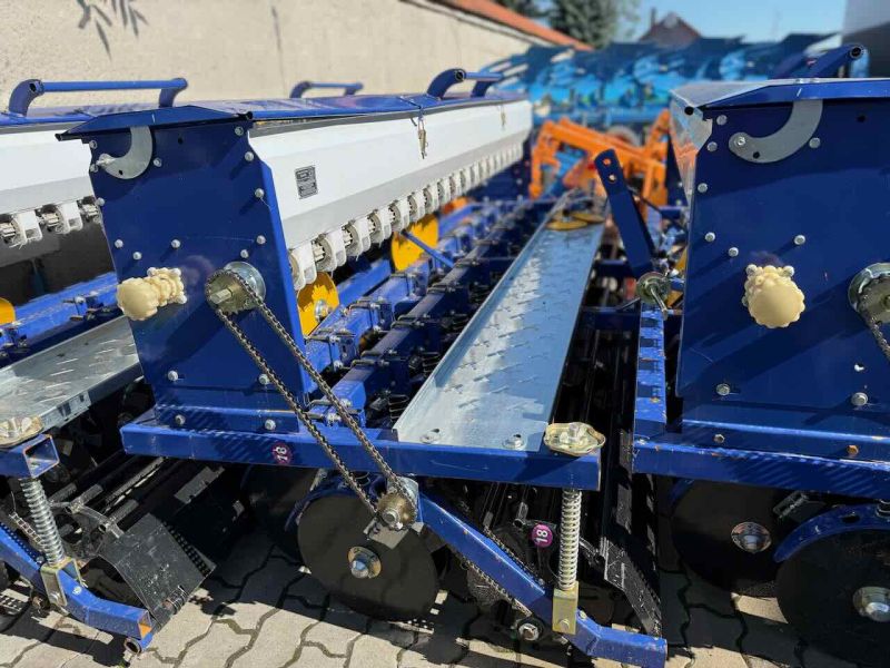 Сівалка зернова СЗ-18Т (2BFX-18) 18-ти рядна для трактора ДТЗ