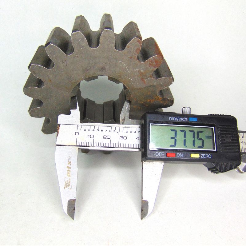 Шестерня циліндрична передавального валу  17 зубів 1GQN-125/140 ДТЗ ЗАРЯ 